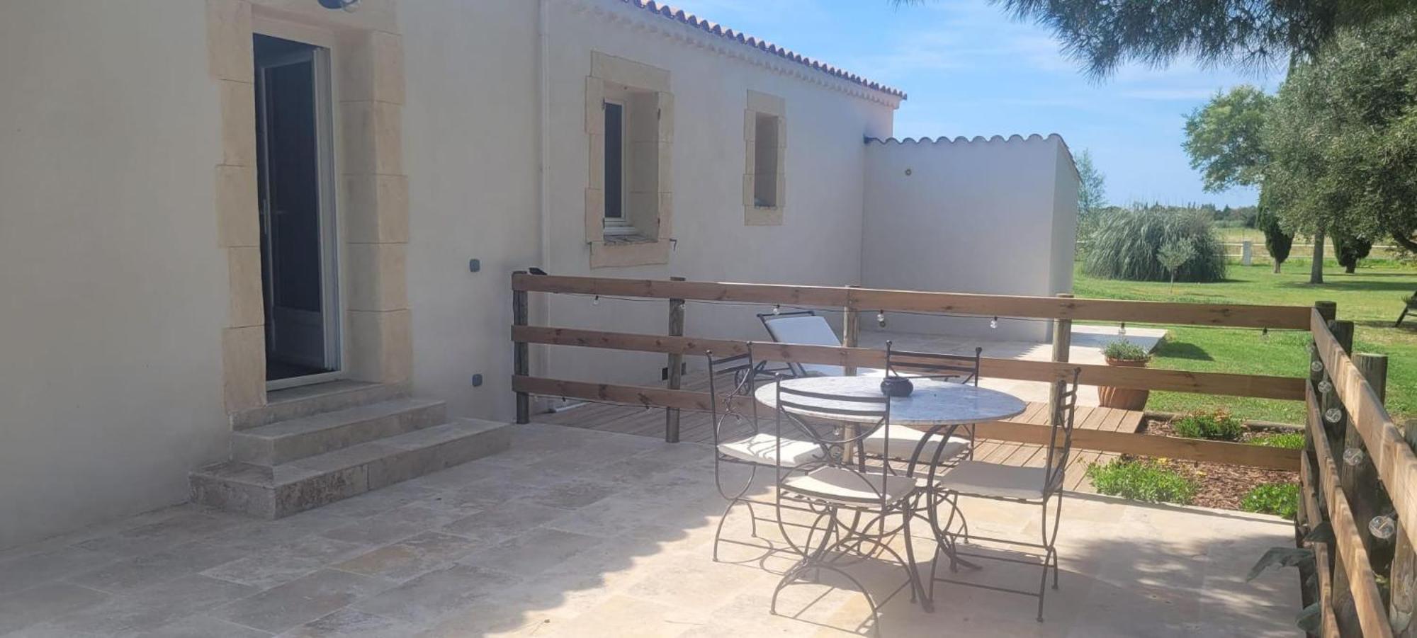 Mas Sicard Chambre D'Hotes En Camargue Arles Exterior photo