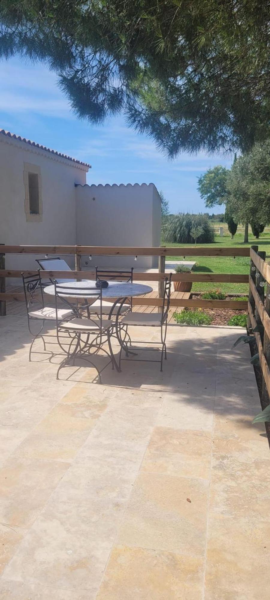 Mas Sicard Chambre D'Hotes En Camargue Arles Exterior photo